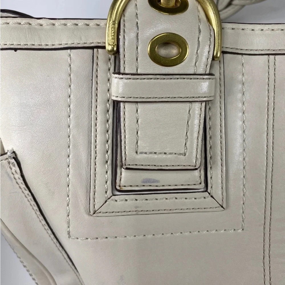 Coach SOHO MIA Ivory Leather Shoulder Tote 10049 - Picture 3 of 6